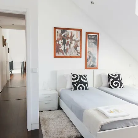 Aposentus - Downtown Porto Modern Penthouse Apartment Exterior photo